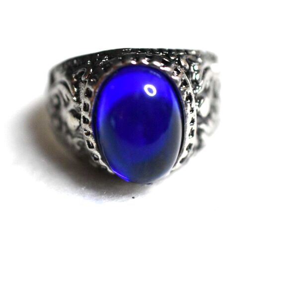 New Bright Royal Blue Oval Glass Stone Silver Tone Etched Band Size 11 Ring - Picture 2 of 3